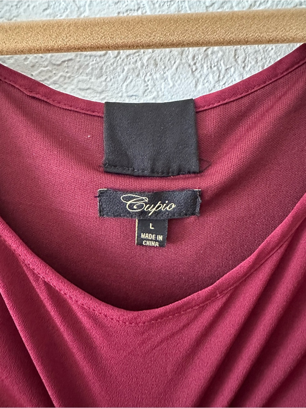 Cupio Wine Red Scoop Neck Dress with Black Label Detail - Picture 3 of 3